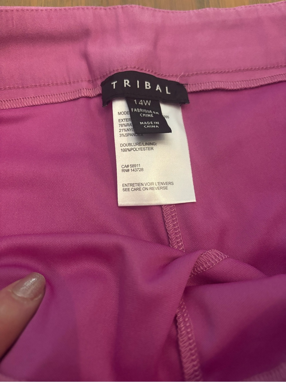 NWOT TRIBAL Pink Front-Wrap Golf Skort Size 14W Curved Hem Active Shorts - Picture 2 of 8